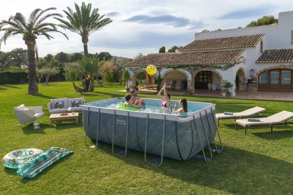 Bestway® 56722 Steel Pro MAX™ Above Ground Pool Set 4.12 m x 2.01 m x 1.22 m