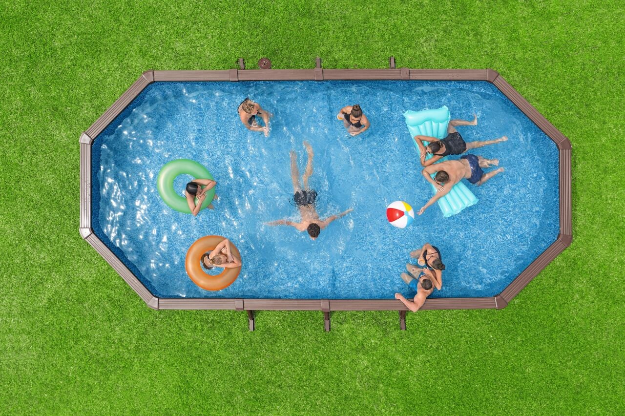 Bestway Hydrium Havuzlar: Lüks, Dayanıklılık ve Dört Mevsim Havuz Keyfi