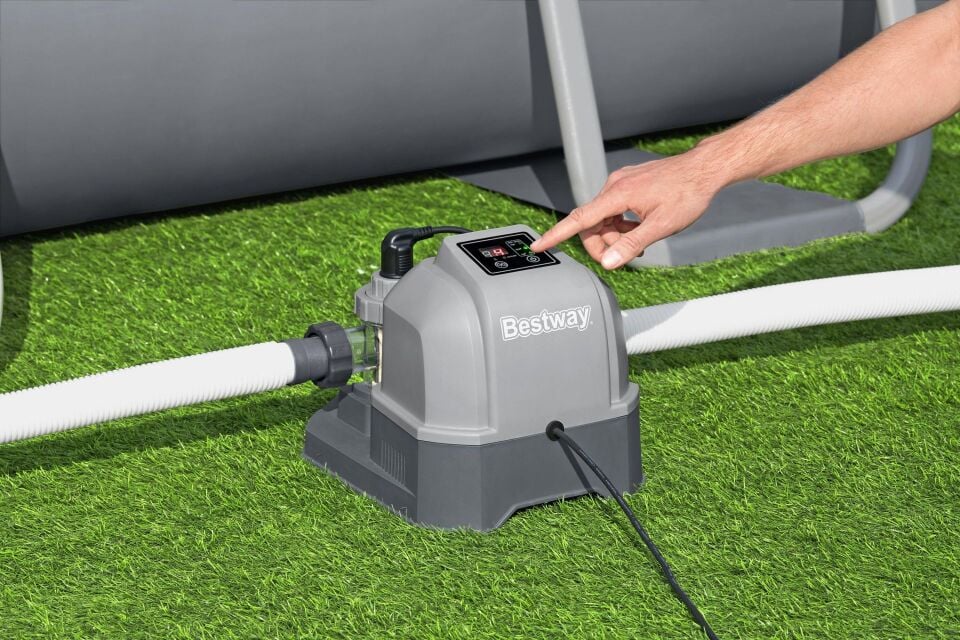 Flowclear™ 58678 Hydrogenic™ 6 G/H Tuzlu Su Havuz Klorlama Sistemi