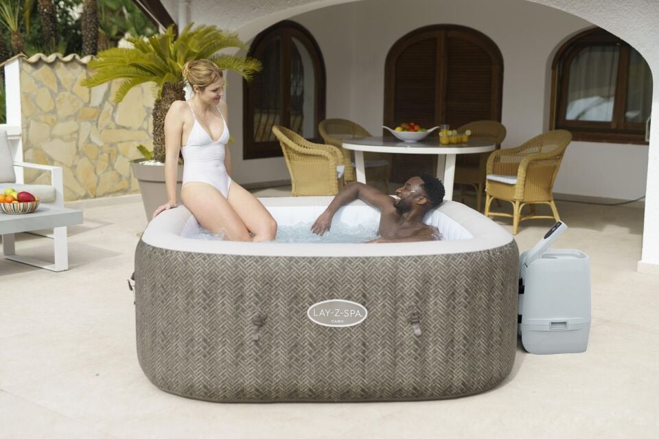 Lay-Z-Spa® 60167 Cabo Smart HydroJet™ Şişme Spa Havuzu, Mobil Uygulama Kontrollü, 4-6 kişilik
