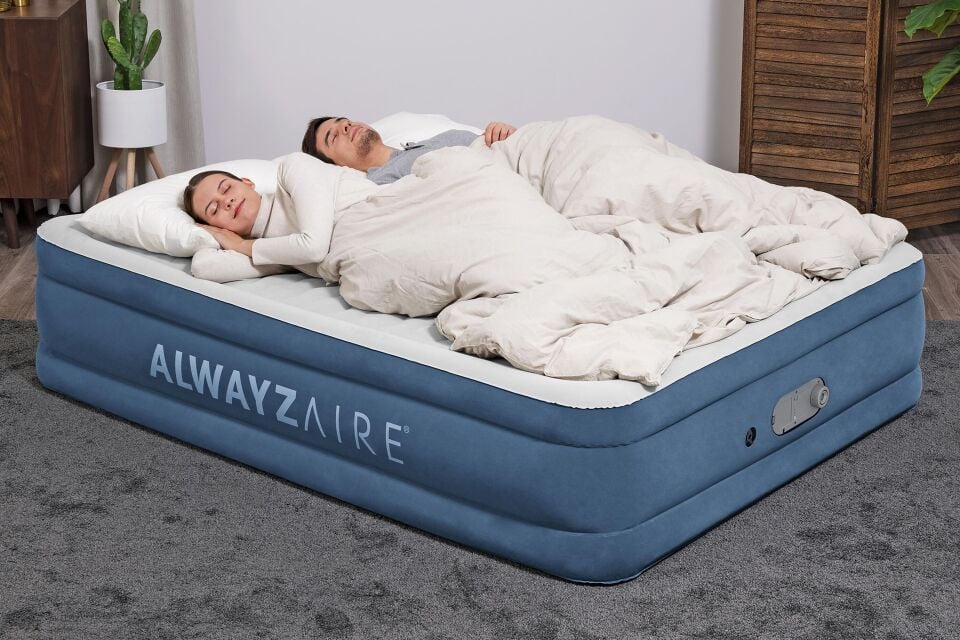 Bestway®  AlwayzAire™ Geniş Çift Kişilik Şişme Yatak, Entegre İki Yönlü Şişirme Aparatı ve Antimikrobiyal Kaplama 2.03 m x 1.52 m x 46 cm