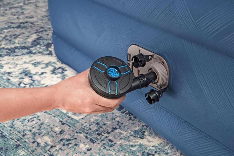 Bestway® 69075 Fortech™ Snugable Top™ Geniş Çift Kişilik Şişme Yatak, Elektrikli Entegre Şişirme Aparatı ve Antimikrobiyal Kaplama 2.03 m x 1.52 m x 46 cm