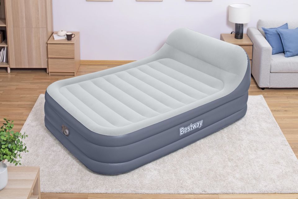 Bestway® 1067923XXX23 Tritech™ SleekFlow™ Başlıklı, Geniş Çift Kişilik Şişme Yatak, Entegre Elektrikli Şişirme Aparatı ve Antimikrobiyal Kaplama 2.26 m x 1.52 m x 84 cm