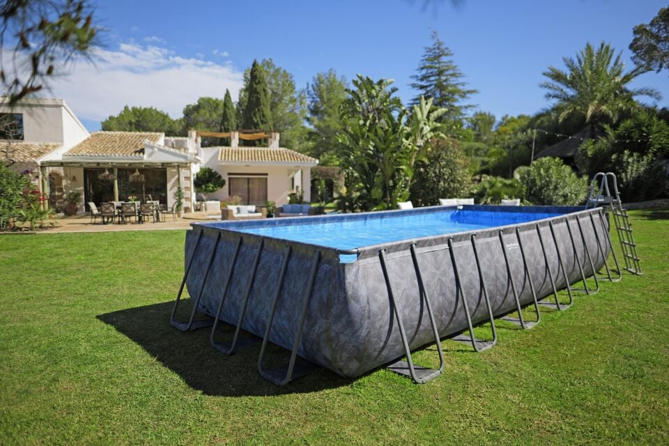 APX 365 24'' x 12'' x 52''/7.32m x 3.66m x 1.32m Rectangular Pool Set