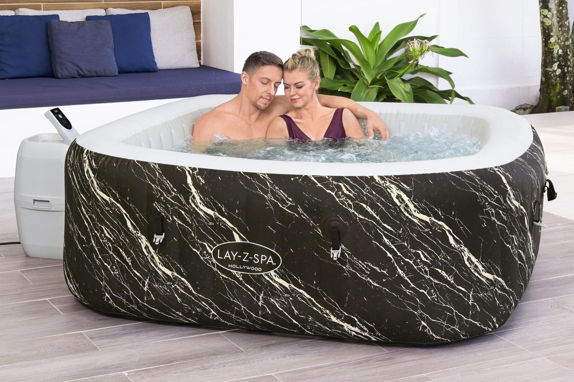 Lay-Z-Spa 6001F Hollywood Energy-Efficient Luxe AirJet Şişme Spa Havuzu, LED ışıklı, 4-6 kişilik
