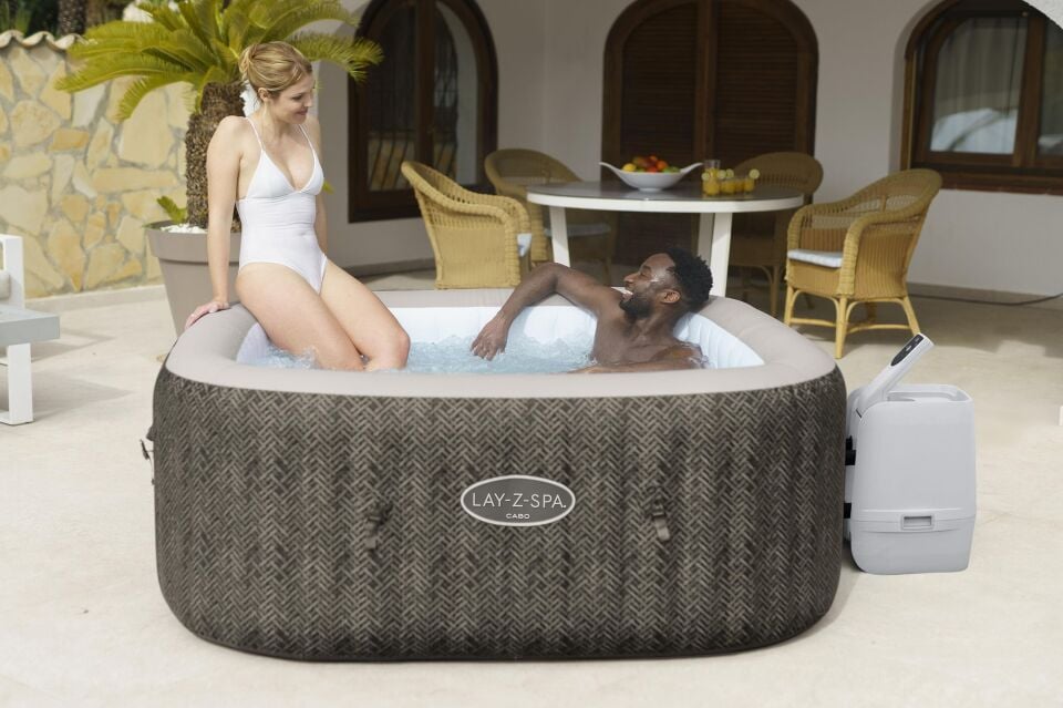 Lay-Z-Spa® Cabo Smart HydroJet™ 6001R Enerji Tasarruflu Şişme Spa Havuzu, Mobil Uygulama Kontrollü, 4-6 kişilik