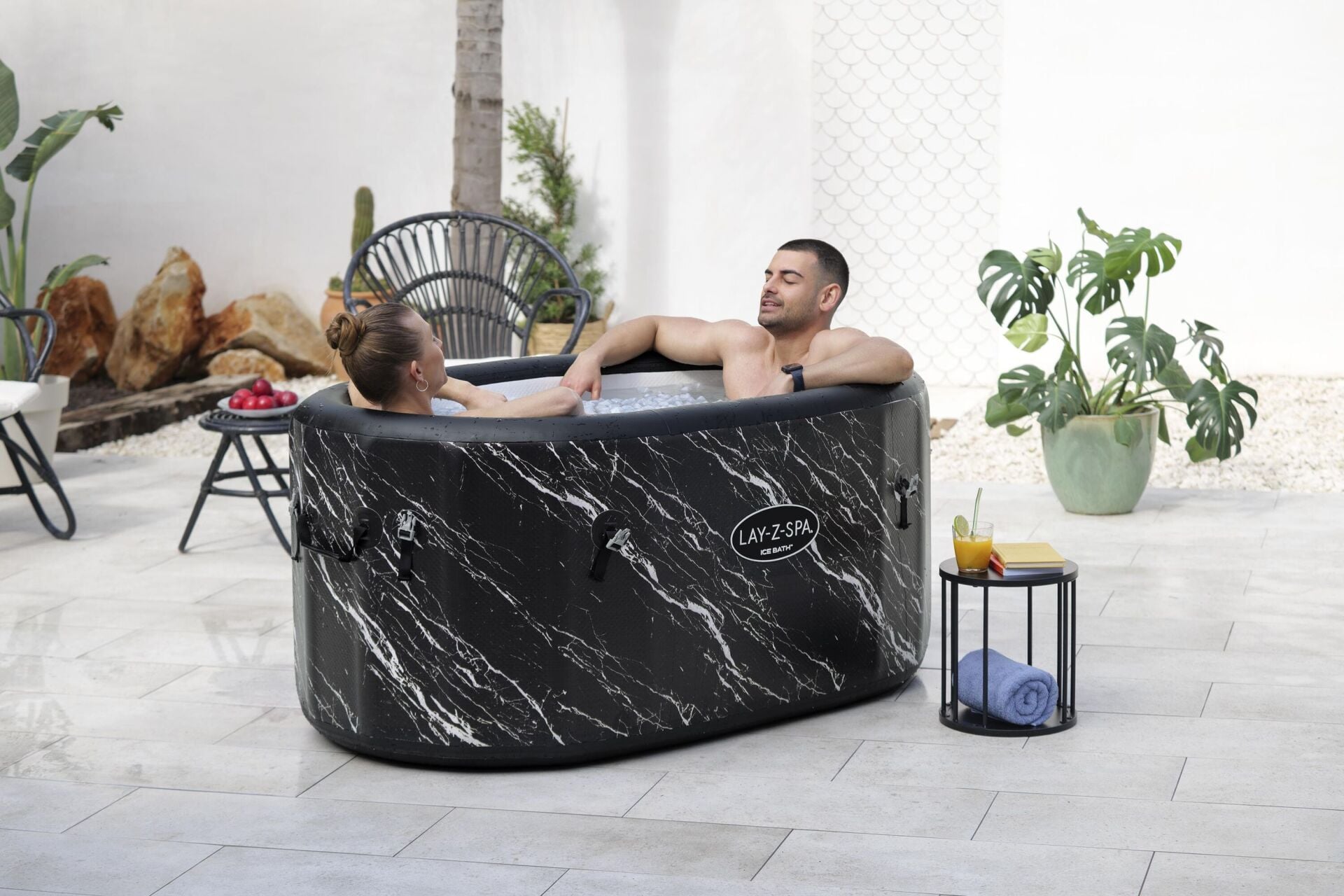 Lay-Z-Spa® 6002Q Glacial Dip™ Soğuk Terapi Buz Banyosu Küveti, 2 Kişilik