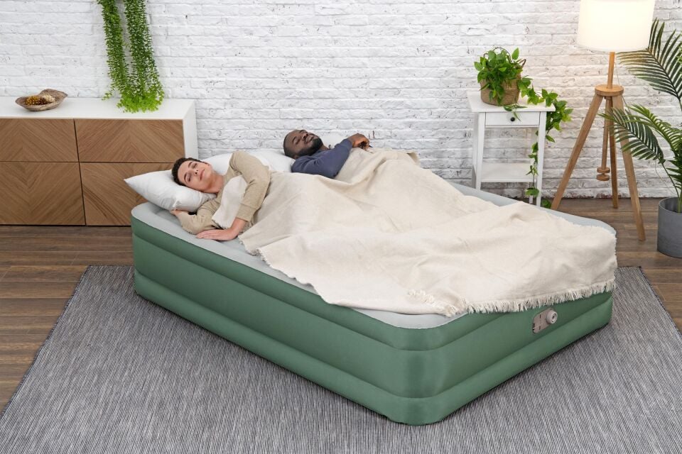 Bestway 69646® ToughLite™ TPU Geniş Çift Kişilik Şişme Yatak, Elektrikli Entegre Şişirme Aparatı 2.03 m x 1.52 m x 46 cm