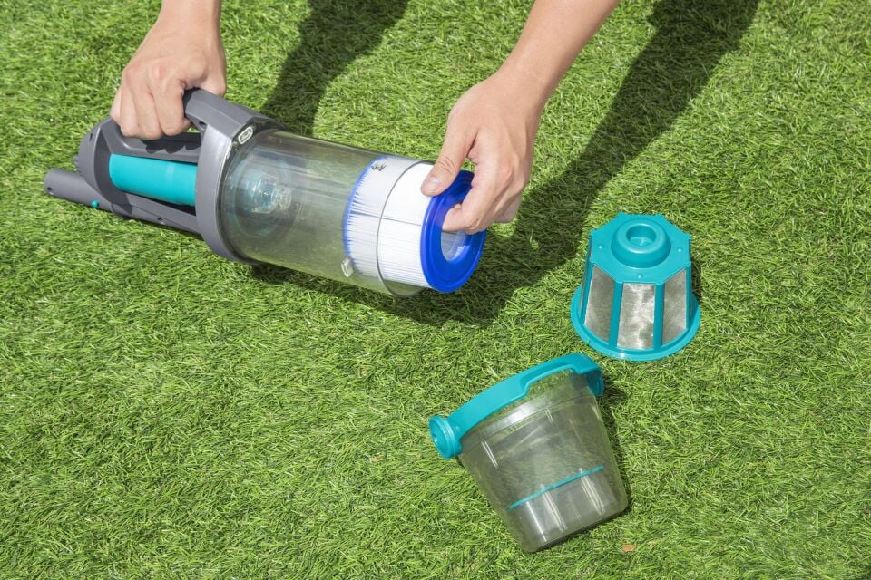 Bestway 58946 AquaGrip Pratik Manuel Havuz Temizleme Süpürgesi