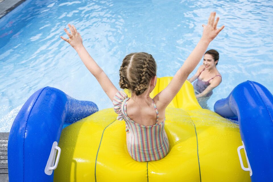 Bestway® 52453 Geniş Şişme Havuz Kaydırağı