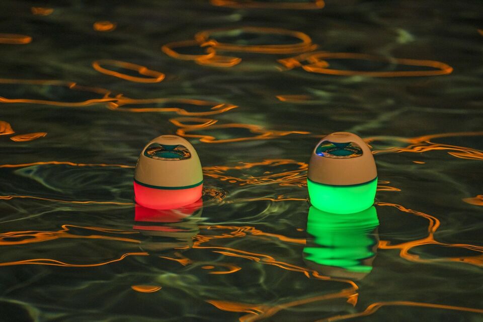 Bestway® 58700 MusicWave™ LED Işıklı Yüzer Bluetooth Hoparlör