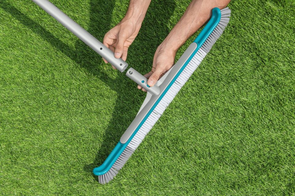 Bestway 58658 Flowclear AquaBroom  Havuz Temizlik Fırçası