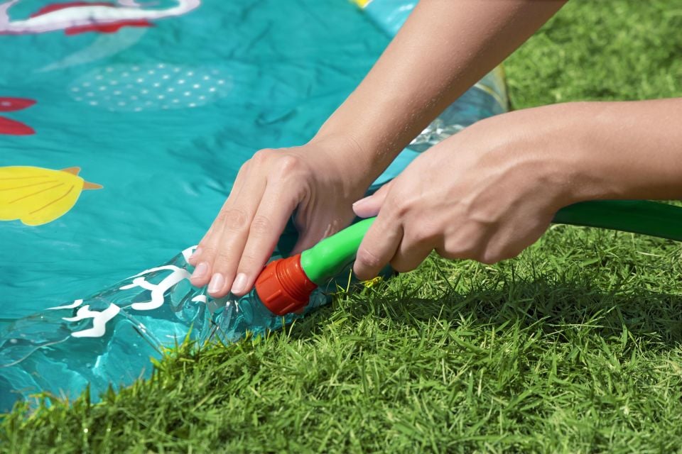 Bestway® 52487 Underwater Utopia™ Su Altı Resimli Fıskiyeli Oyun Minderi