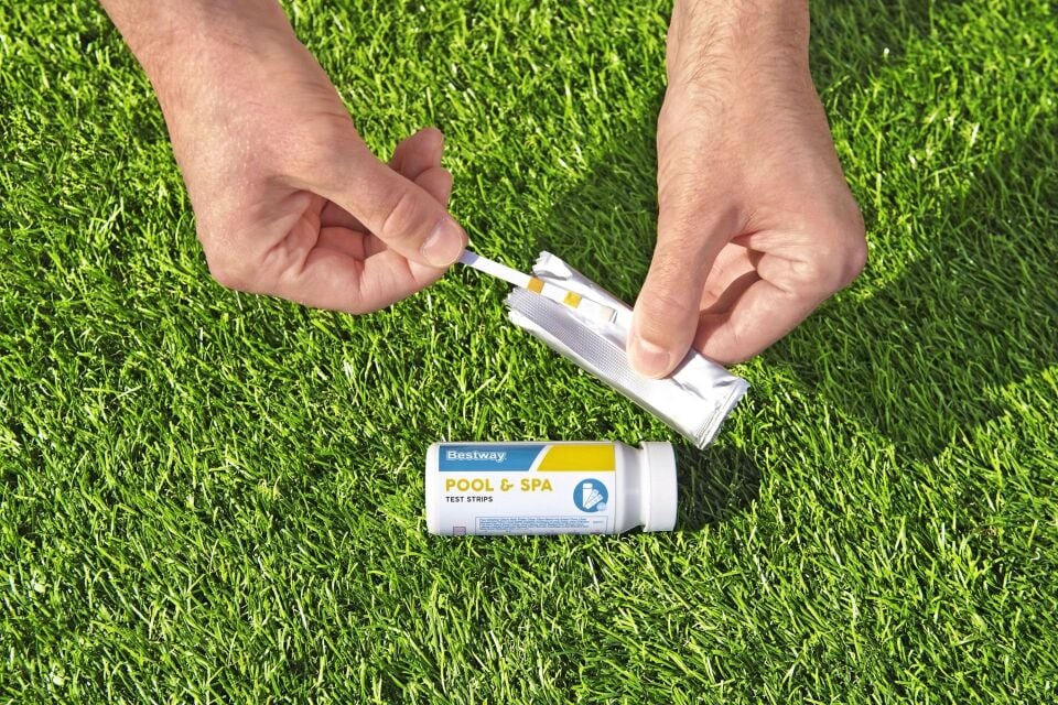Bestway 58142 Havuz & Spa 3 lü Kimyasal Test Şeridi 50 lik Paket